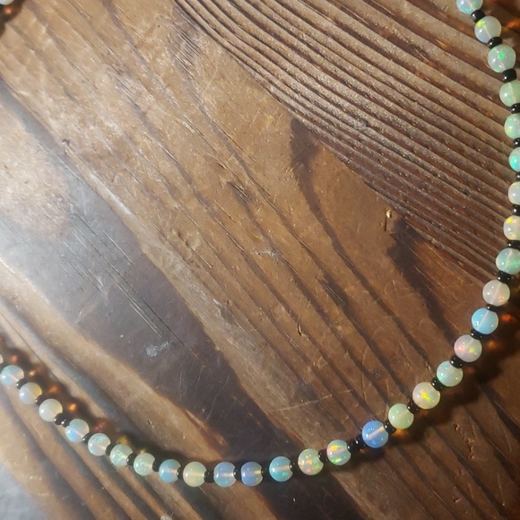 Rare Ethiopian opal choker - Picture 3 of 11